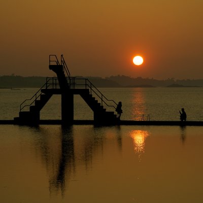 Les amoureux au plongeoir_6967169323_l.jpg